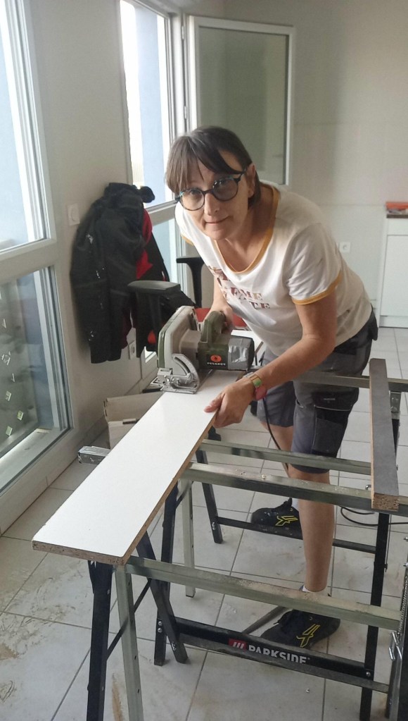 sciage planche placard