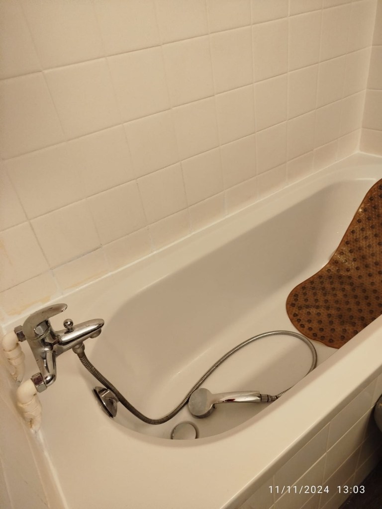 joint apres travaux  baignoire salle de bain